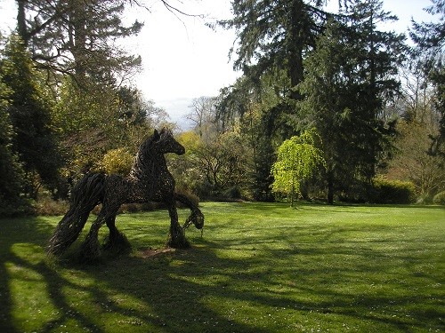 Willow sculpture
